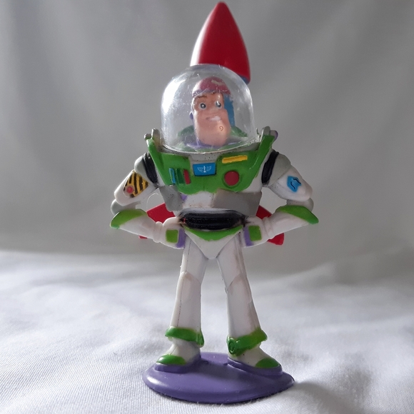 disney pixar buzz lightyear
